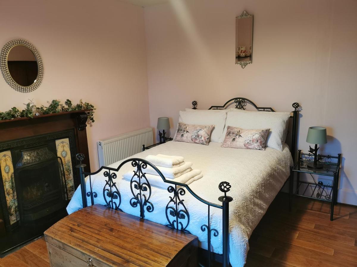 Donegal Town New Listing - Ladybird Cottage - Donegal - Wild Atlantic Way מראה חיצוני תמונה